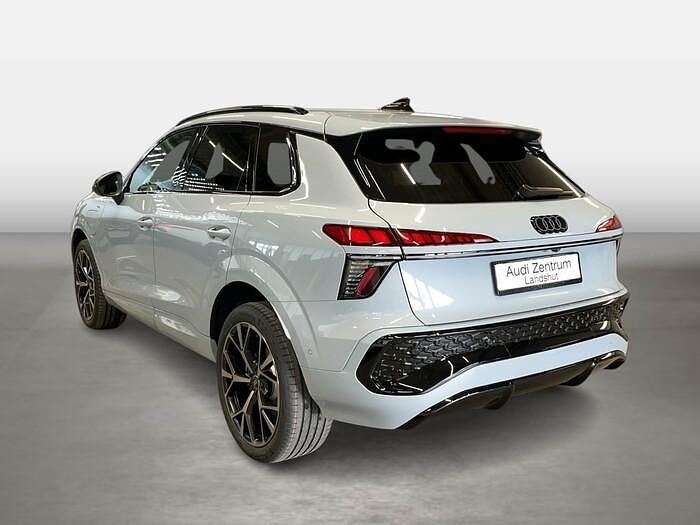 Neu Audi Q3 Ambiente 272 PS (200 kW) 2026 Pfeilgrau perleffekt SUV