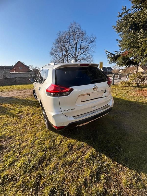 Gebraucht Nissan X-Trail 160 PS (117 kW) 2020 Weiß SUV