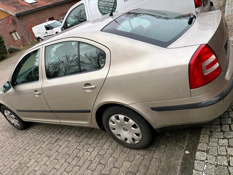 Gebraucht Skoda Octavia 102 PS (75 kW) 2005 Silber Limousine
