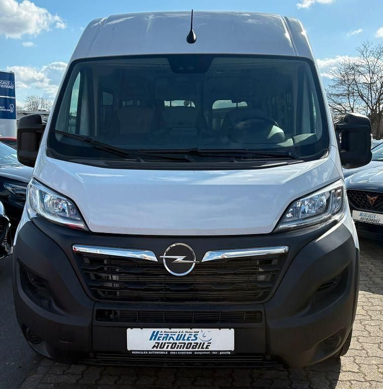 Gebraucht Opel Movano 140 PS (102 kW) 2024 Weiß Van