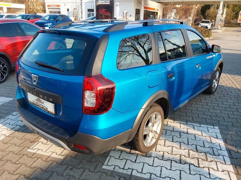 Gebraucht Dacia Logan MCV Stepway 90 PS (66 kW) 2018 Blau Kombi