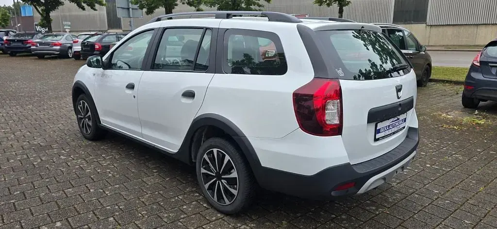 Gebraucht Dacia Logan MCV Stepway 95 PS (69 kW) 2019 Weiß Kombi