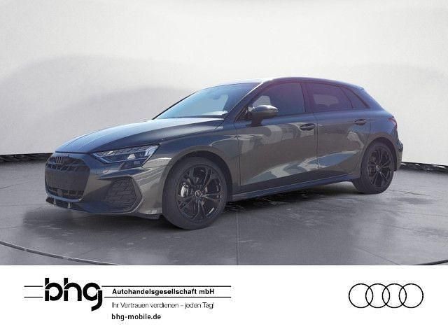 Daytonagrau perleffekt Gebraucht 2024 Audi A3 S-Line Kleinwagen | 38.999 € (Teuer) - Bild 1/4