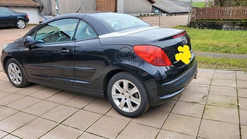 Gebraucht Peugeot 207 CC Platinum 120 PS (88 kW) 2009 Schwarz Cabrio