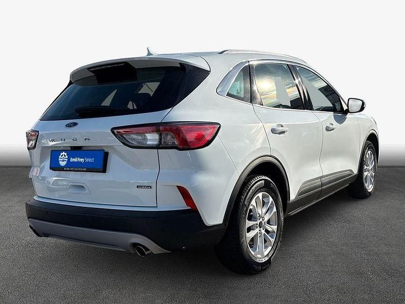 Gebraucht Ford Kuga Titanium 152 PS (111 kW) 2022 Weiß SUV