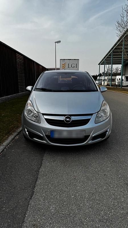Gebraucht Opel Corsa 80 PS (58 kW) 2007 Silber Kleinwagen