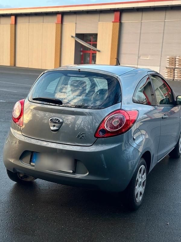 Gebraucht Ford Ka Trend 70 PS (51 kW) 2011 Grau Kleinwagen