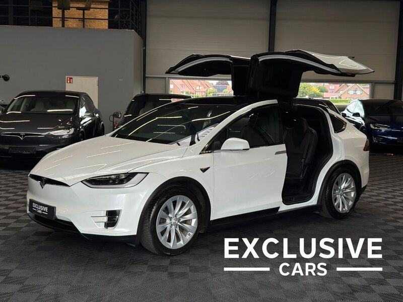 Weiß Gebraucht 2018 Tesla Model X SUV | 37.950 € (Guter Preis) - Bild 1/4