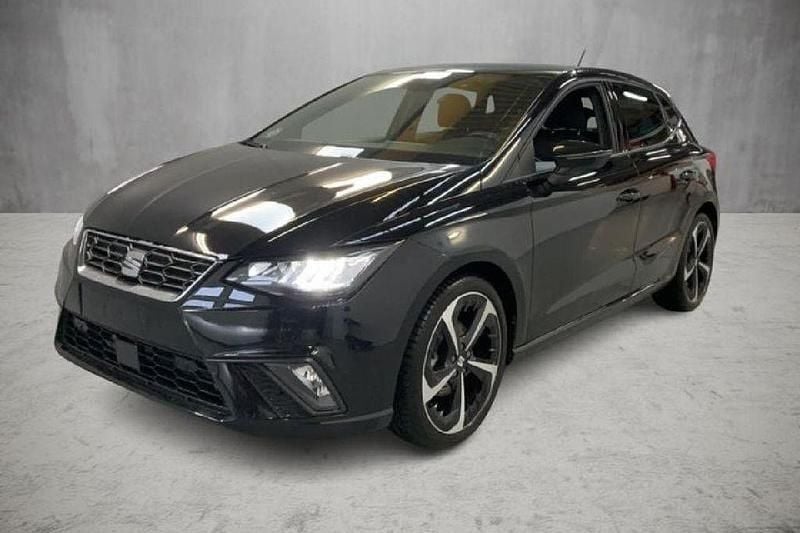 Gebraucht Seat Ibiza FR 116 PS (85 kW) 2024 Mitternachtsschwarz Limousine