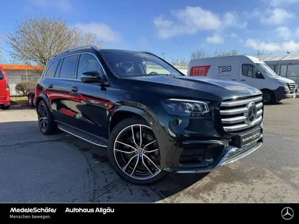 Gebraucht Mercedes GLS450 AMG 367 PS (269 kW) 2024 Lack smaragdgrün SUV