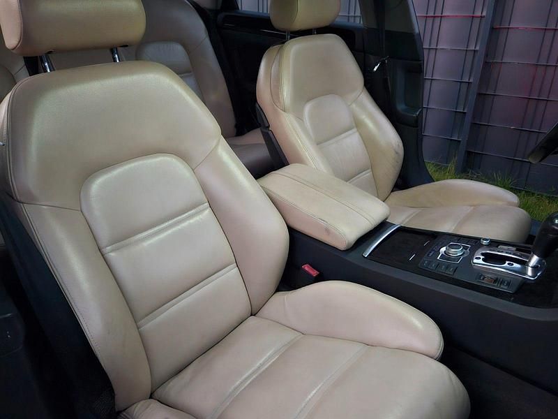 Blau Gebraucht 2003 Audi A8 Limousine | 3.850 € (Guter Preis) - Bild 1/1