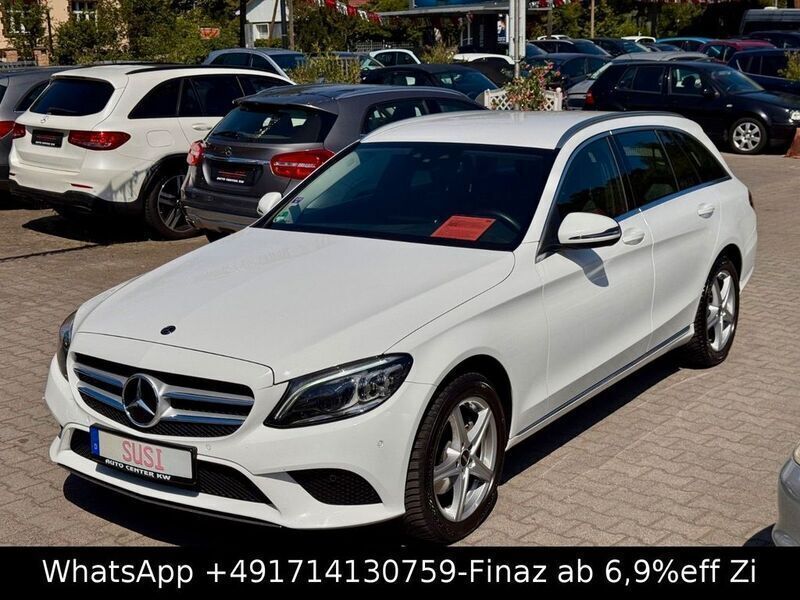 Weiß Gebraucht 2020 Mercedes C220 Limousine | 27.990 € (Guter Preis) - Bild 1/4