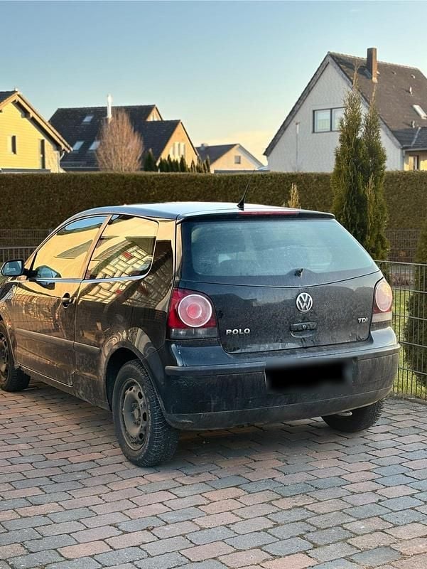 Gebraucht VW Polo 75 PS (55 kW) 2006 Schwarz Kleinwagen