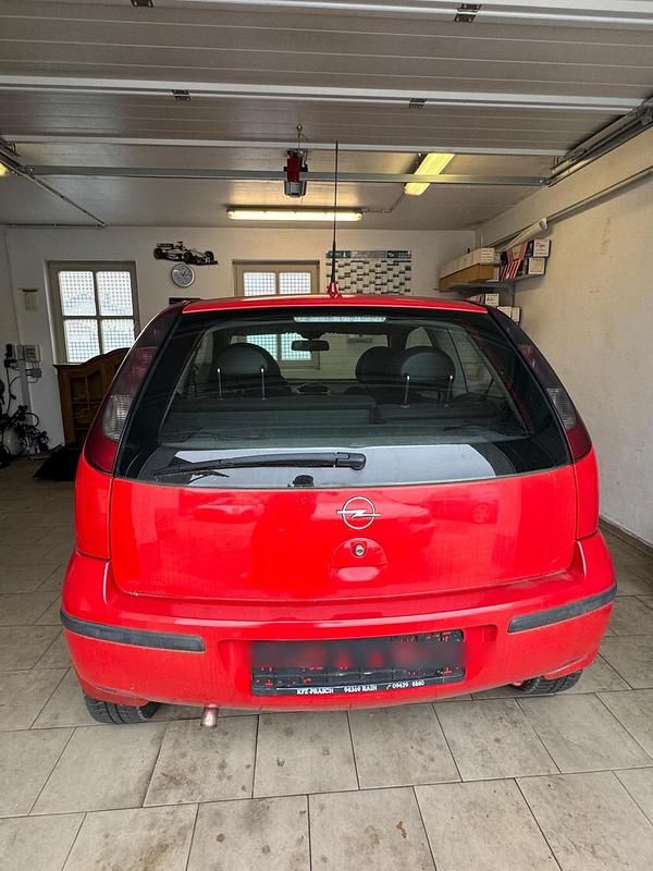 Gebraucht Opel Corsa 75 PS (55 kW) 2004 Rot Kleinwagen