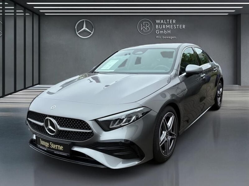 Metalliclack mountaingrau Gebraucht 2024 Mercedes A220 AMG Limousine | 35.490 € (Superpreis) - Bild 1/4