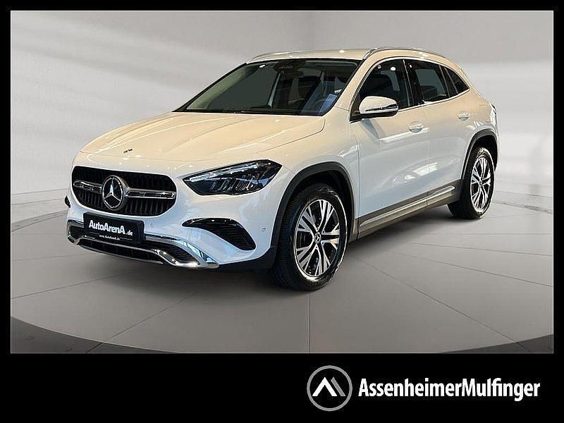 Unilack polarweiss Gebraucht 2024 Mercedes GLA180 Progressive SUV | 33.437 € (Guter Preis) - Bild 1/4