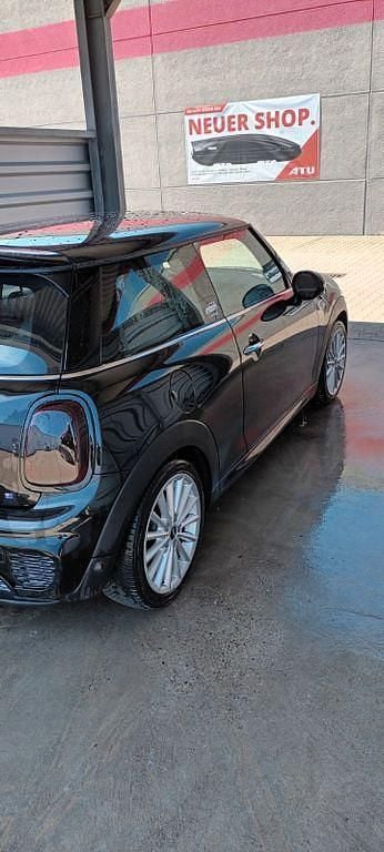 Schwarz Gebraucht 2018 Mini Cooper Seven Kleinwagen | 14.600 € (Fairer Preis) - Bild 1/3