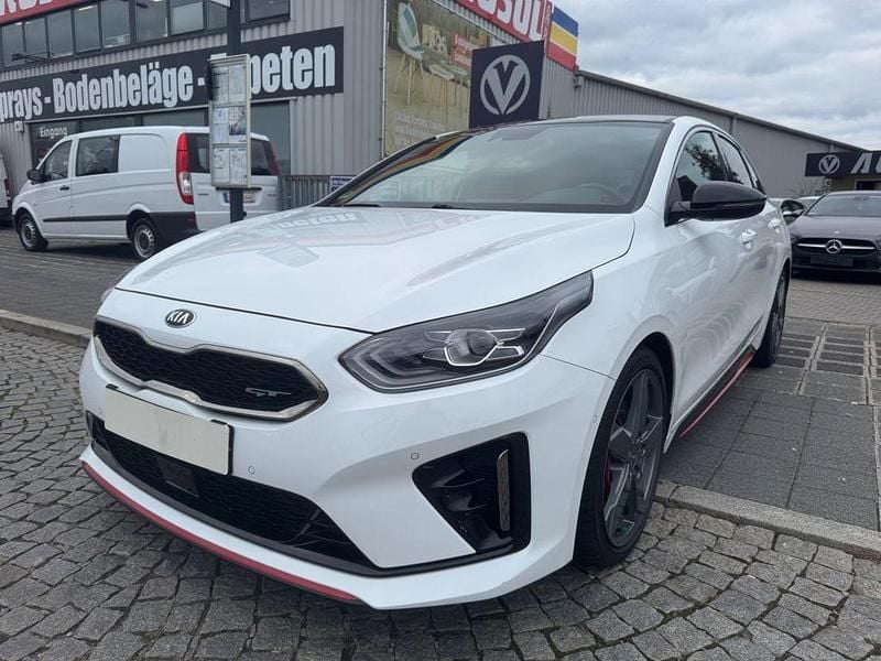 Gebraucht Kia ProCeed GT GT 204 PS (150 kW) 2021 Weiß Kleinwagen