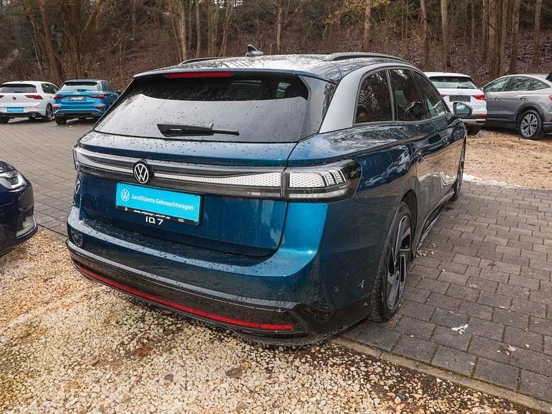 Gebraucht VW ID.7 Pro 210 kW (286 PS) 2025 Blau Kombi