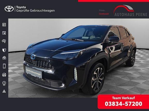 Mysticschwarz mica Gebraucht 2022 Toyota Yaris Hybrid Connect Style SUV | 25.386 € (Fairer Preis) - Bild 1/4