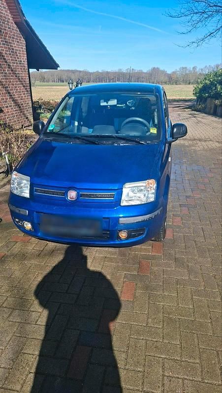 Gebraucht Fiat Panda 60 PS (44 kW) 2010 Blau Kleinwagen