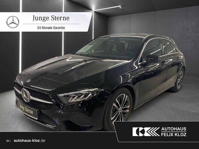Schwarz Gebraucht 2024 Mercedes A180 Progressive Limousine | 27.400 € (Guter Preis) - Bild 1/4
