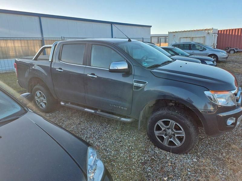 Gebraucht Ford Ranger Limited 150 PS (110 kW) 2015 Grau Pickup