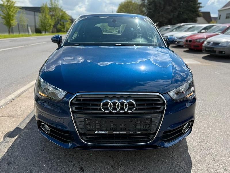 Gebraucht Audi A1 S-Line 122 PS (89 kW) 2014 Blau Kleinwagen
