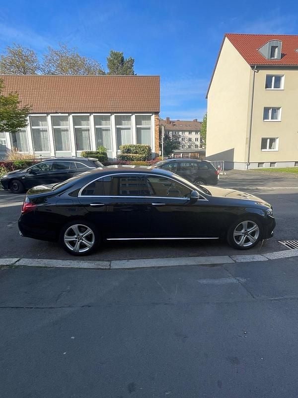 Usata Mercedes E350 286 CV (210 kW) 2017 Nero Berlina
