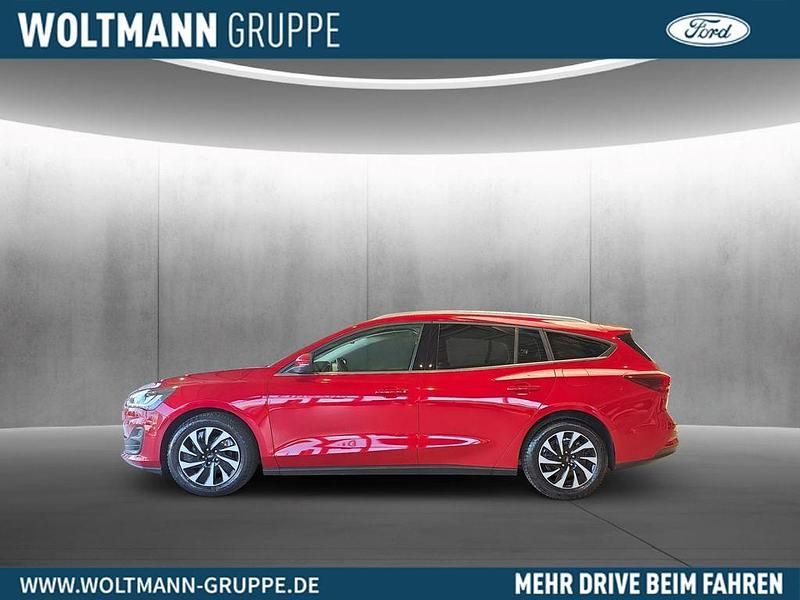 Gebraucht Ford Focus Titanium X 155 PS (114 kW) 2023 Rot Limousine