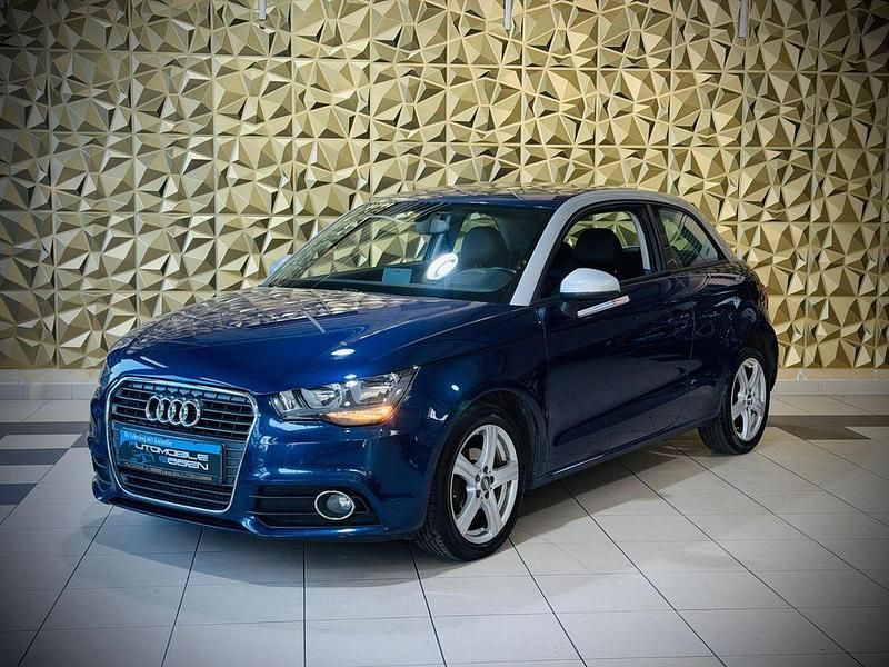 Gebraucht Audi A1 Attraction 90 PS (66 kW) 2012 Blau Kleinwagen