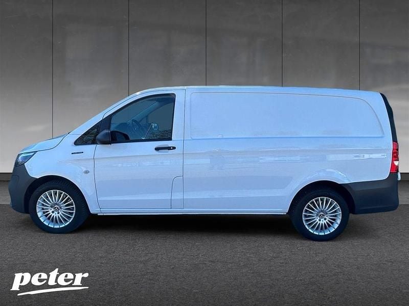Gebraucht Mercedes e-Vito 85 kW (116 PS) 2025 Arktikweiß Van