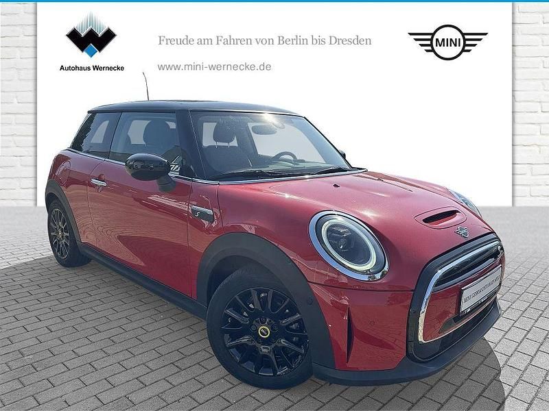 Gebraucht Mini Cooper SE Hatch 135 kW (184 PS) 2022 Chili red Kleinwagen