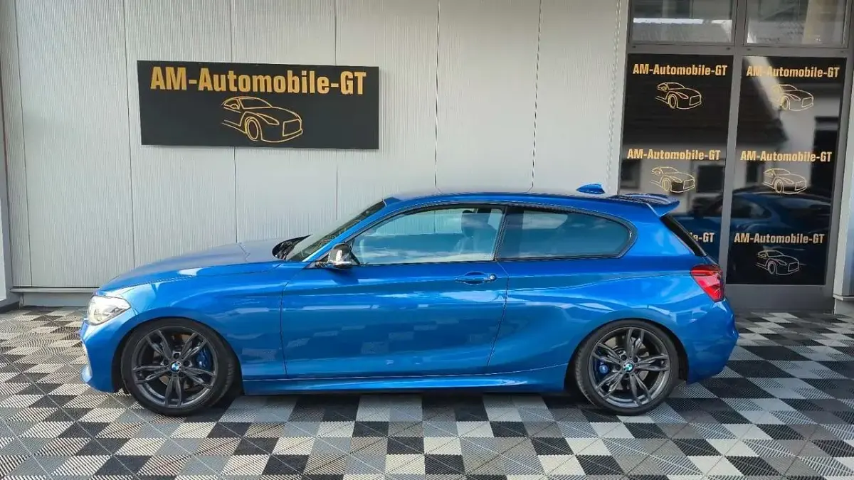 Gebraucht BMW 135 326 PS (239 kW) 2015 Estorilblau Kleinwagen