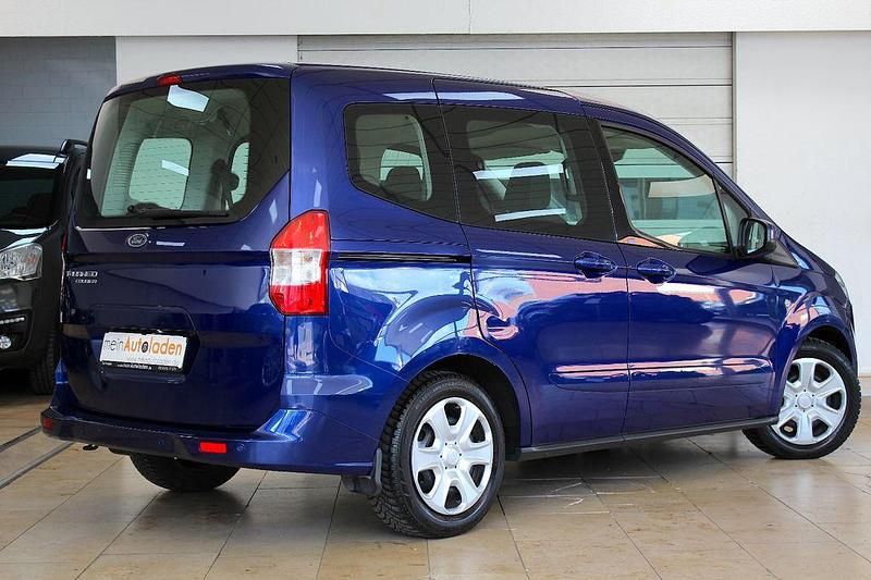 Gebraucht Ford Tourneo Courier 95 PS (69 kW) 2016 Blau Van / Kleinbus