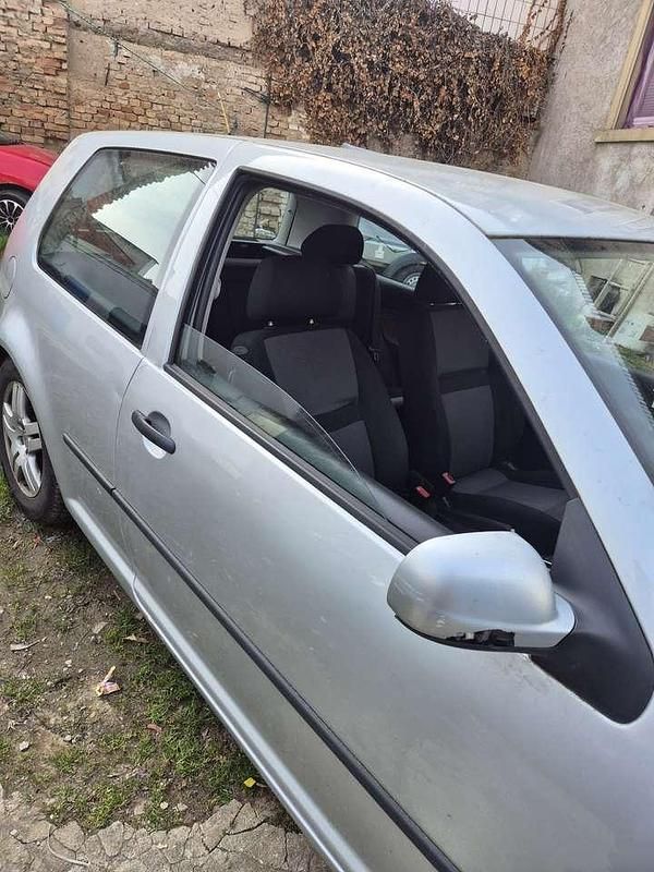 Gebraucht VW Golf IV 102 PS (75 kW) 2001 Limousine