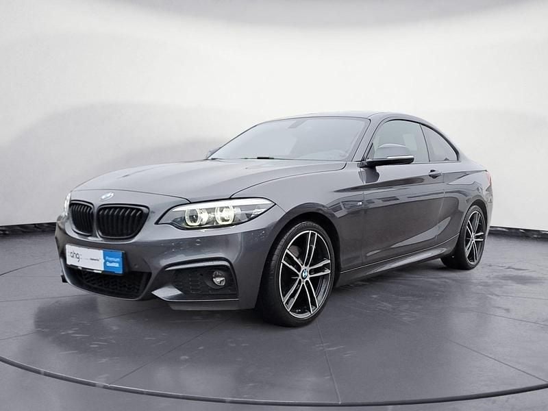 Grau Gebraucht 2020 BMW 220 M Sport Coupé | 24.990 € (Guter Preis) - Bild 1/4