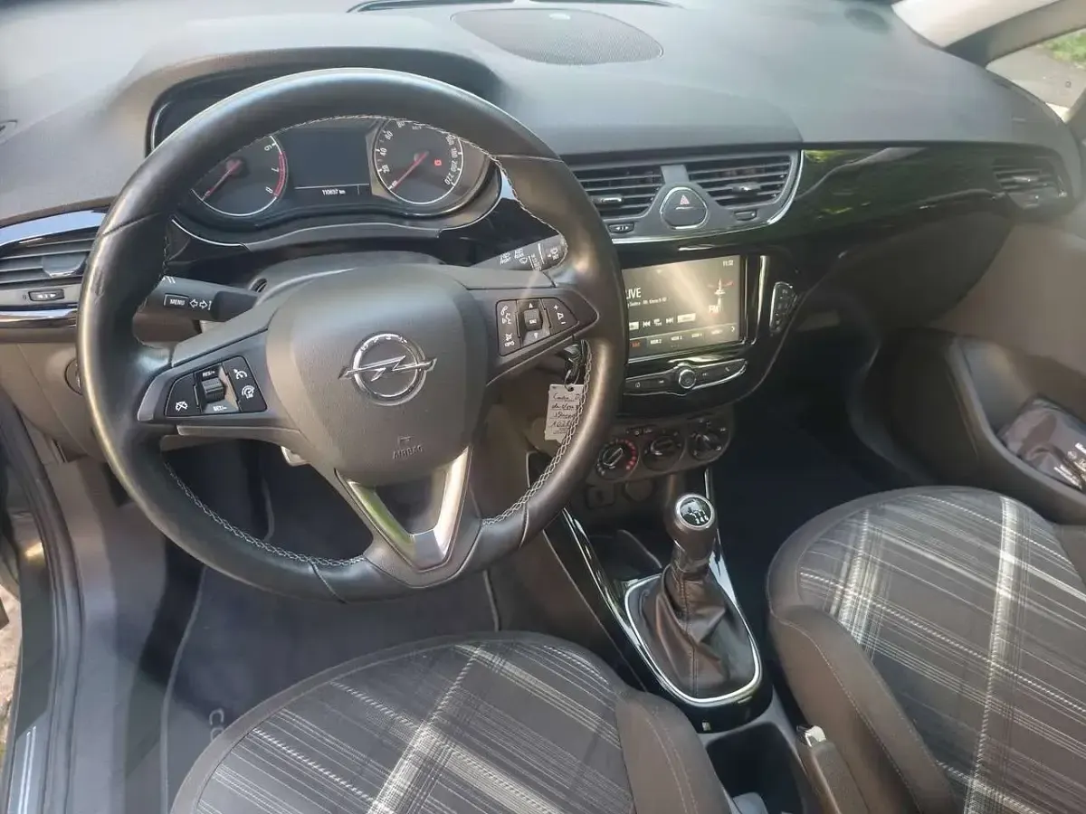 Gebraucht Opel Corsa Color Edition 101 PS (74 kW) 2016 Karbonschw graphitschw midnigh Kleinwagen