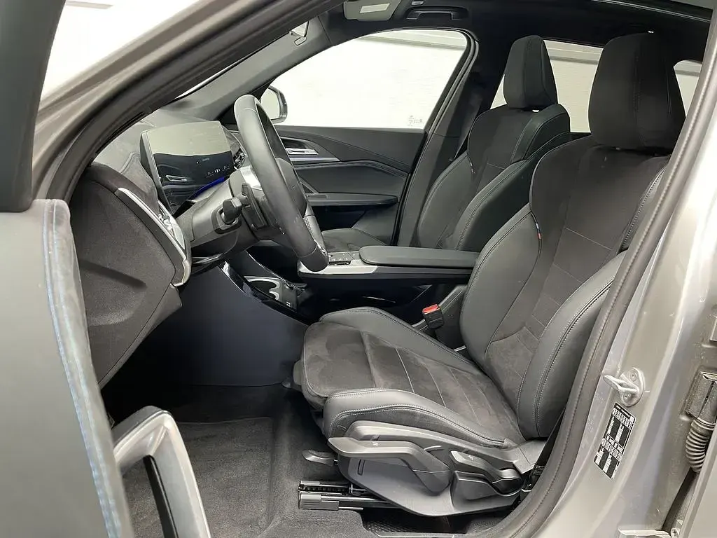 Gebraucht BMW X1 M Sport 150 PS (110 kW) 2025 Spacesilber SUV