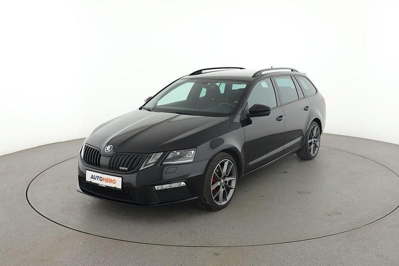 Schwarz Gebraucht 2018 Skoda Octavia RS Kombi | 22.590 € (Etwas zu teuer) - Bild 1/3