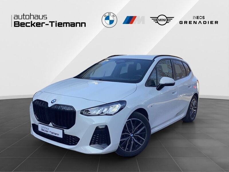 Alpinweiß uni Gebraucht 2023 BMW 218 Active Tourer M Sport Van / Kleinbus | 29.904 € (Guter Preis) - Bild 1/4
