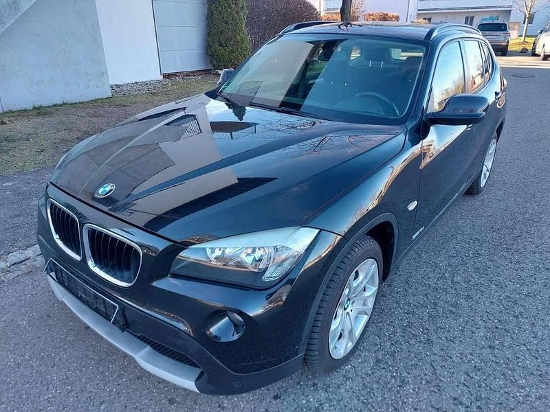 Gebraucht BMW X1 143 PS (105 kW) 2010 Black sapphire metallic SUV