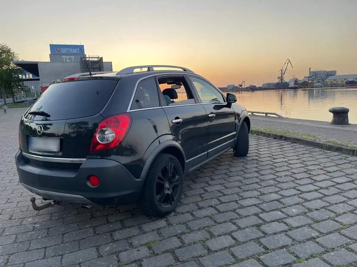 Gebraucht Opel Antara 150 PS (110 kW) 2009 Schwarz SUV