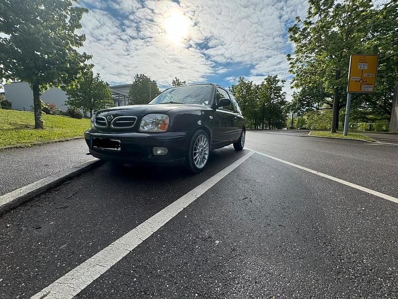 Schwarz Gebraucht 2000 Nissan Micra Kleinwagen | 500 € (Guter Preis) - Bild 1/2