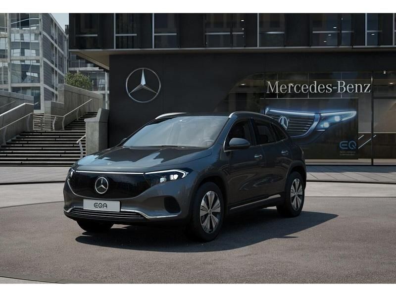 Gebraucht Mercedes EQA250 Progressive 139 kW (190 PS) 2025 Grau metalliclack mountaingra SUV