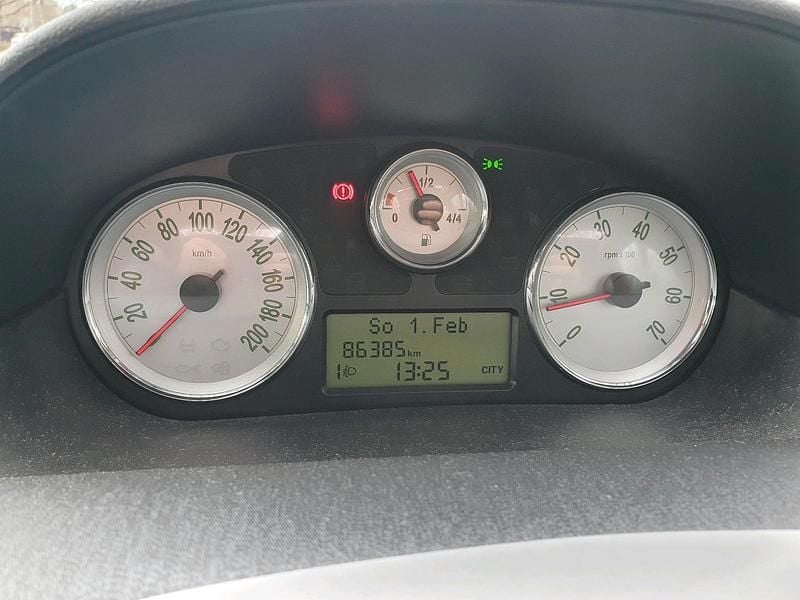 Gebraucht Lancia Ypsilon 60 PS (44 kW) 2009 Orange Kleinwagen