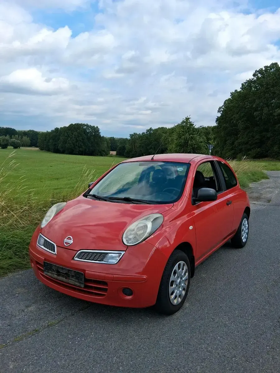 Gebraucht Nissan Micra 78 PS (57 kW) 2010 Rot Kleinwagen