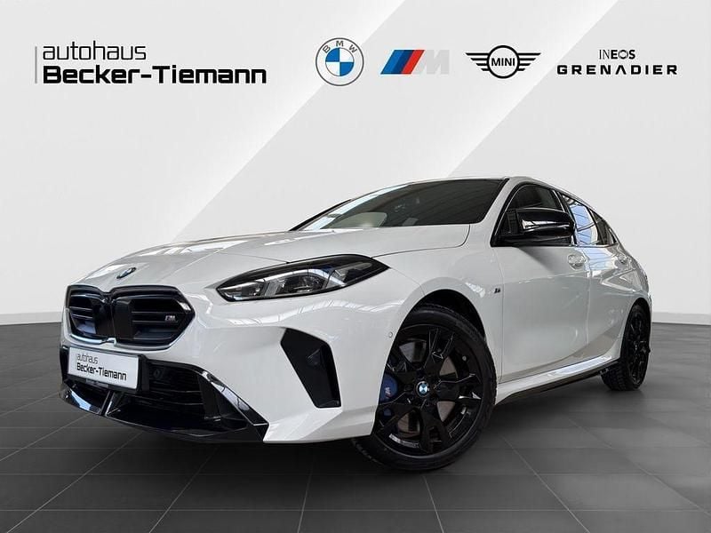 Gebraucht BMW M135 Performance 300 PS (220 kW) 2025 Weiß Kleinwagen