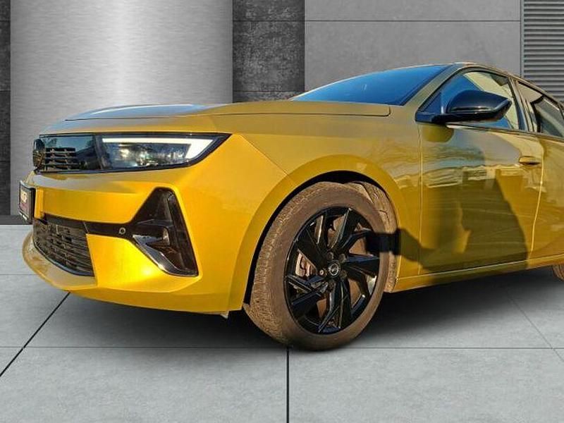 Gebraucht Opel Astra 131 PS (96 kW) 2024 Gelb Limousine