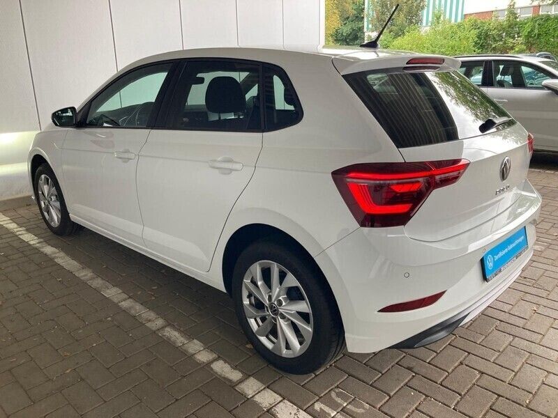 Gebraucht VW Polo Style 95 PS (69 kW) 2021 Pure white Limousine